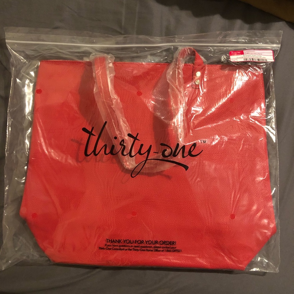 Thirty one around town tote